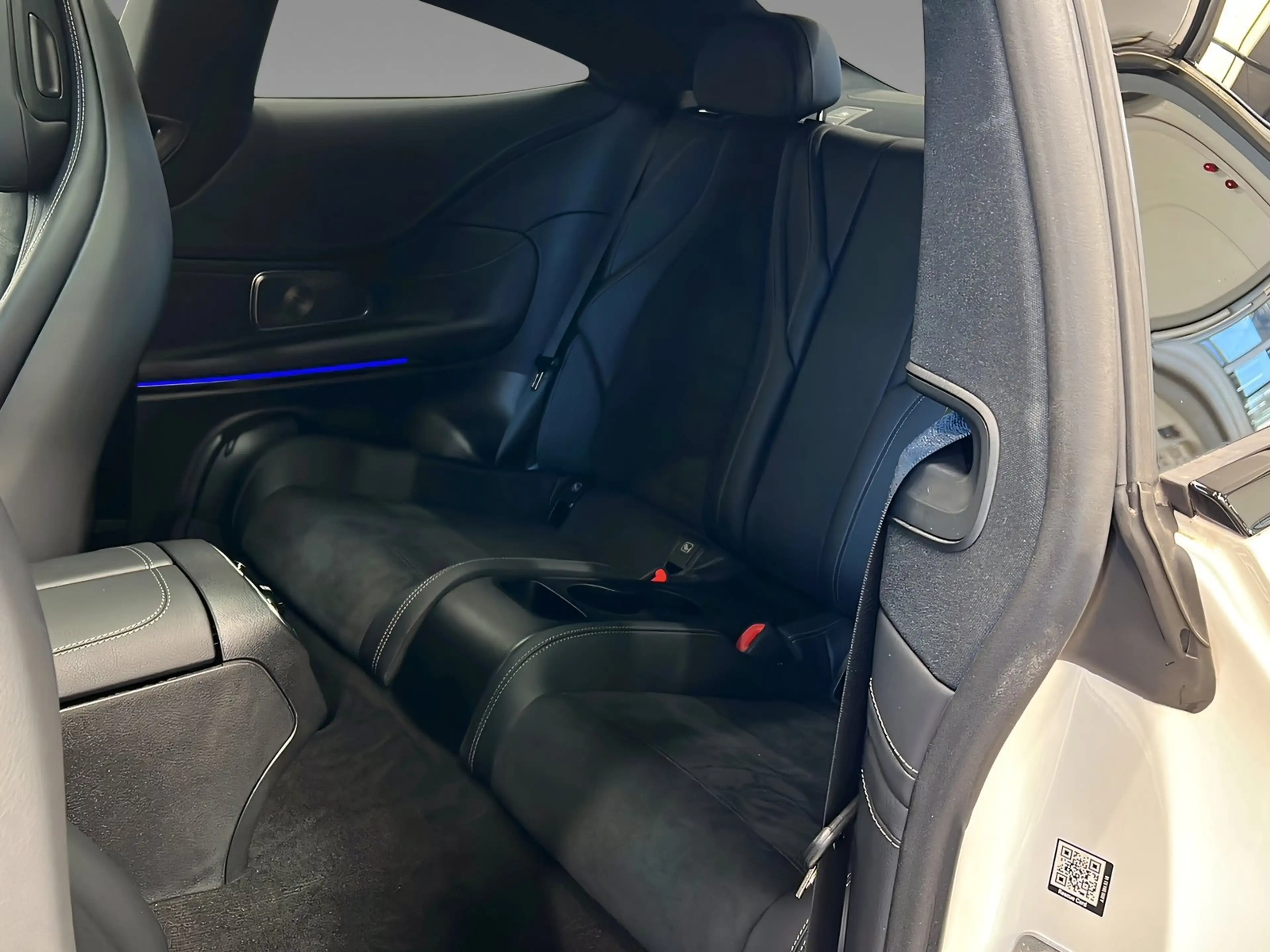 Mercedes-Benz CLE 300 e Coupe AMG DIGITAL+NIGHT+Memory+Burm. — photo 10
