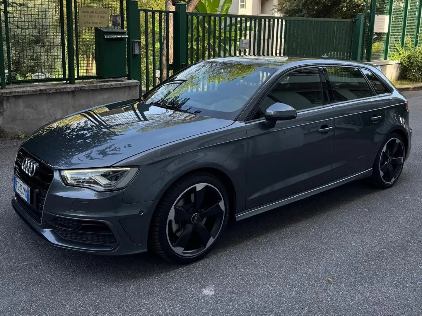 Audi A3 Sportback 2.0 TDI (184 CV) quattro S tronic S-Line Gri - 1