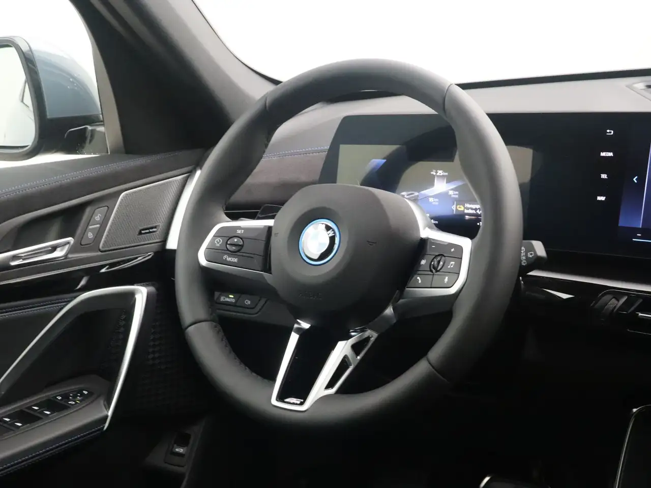 BMW iX1 2026