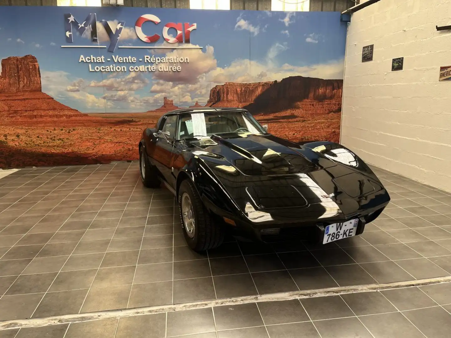 Chevrolet Corvette 5.7L V8 350 CH Targa - 1