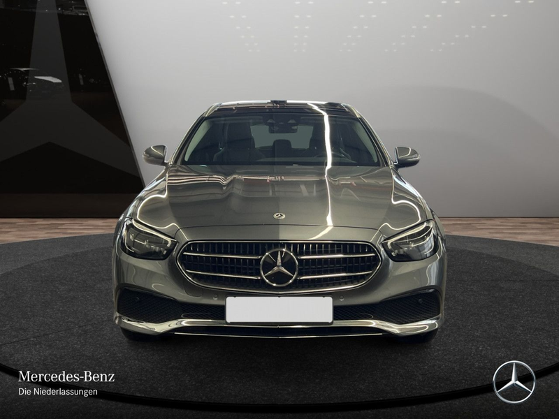Mercedes-Benz E 300 de T 4M AVANTG+PANO+LED+FAHRASS+KAMERA+HUD — photo 3