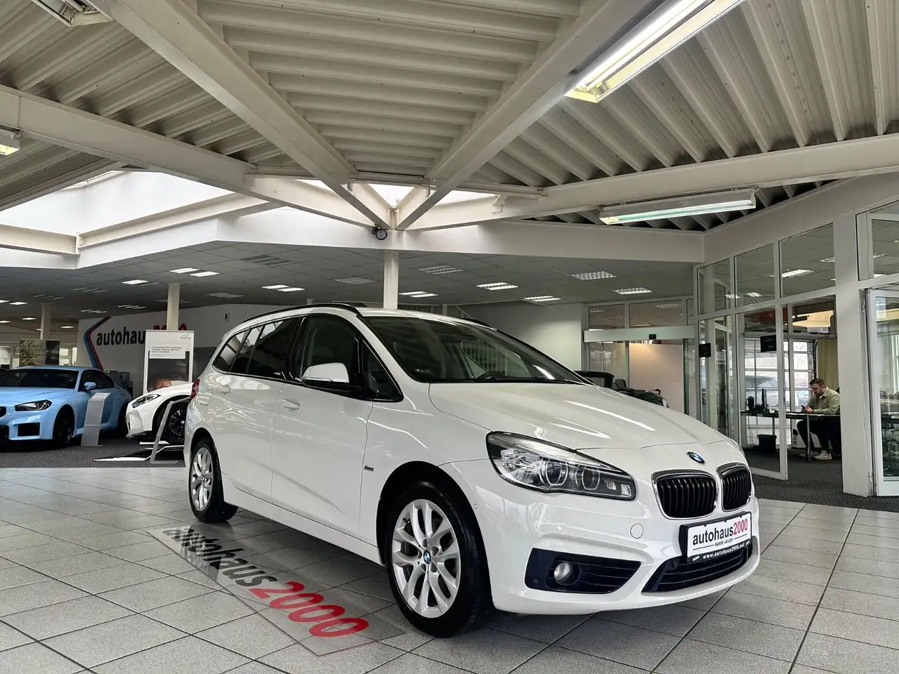 BMW 216
