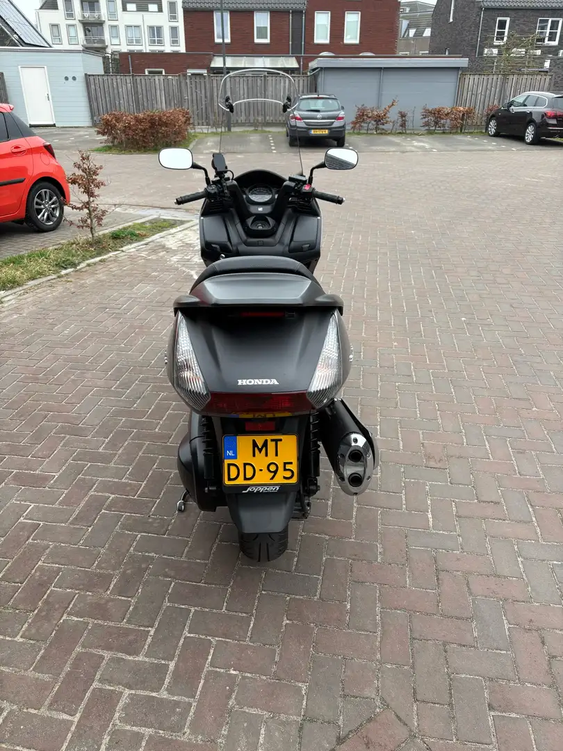 Honda Silver Wing FJS400D Grey - 2