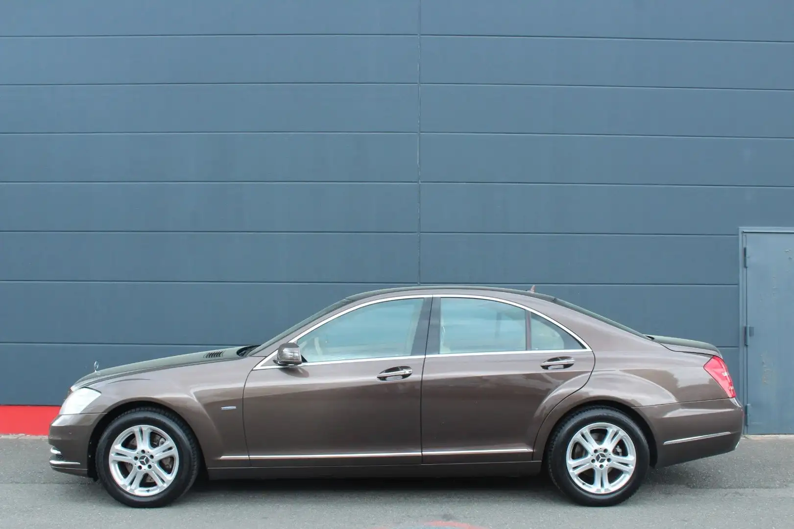 Mercedes-Benz S 350 S -Klasse Lim. S 350 BlueTec Braun - 2