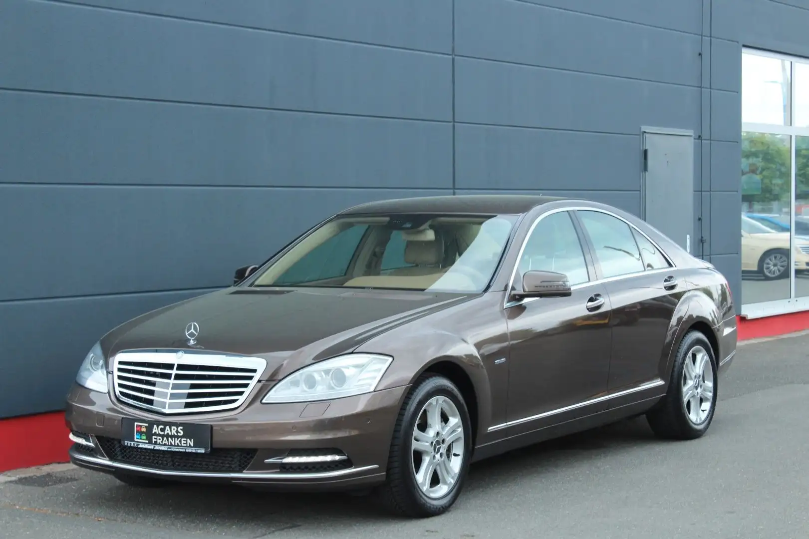Mercedes-Benz S 350 S -Klasse Lim. S 350 BlueTec Braun - 1