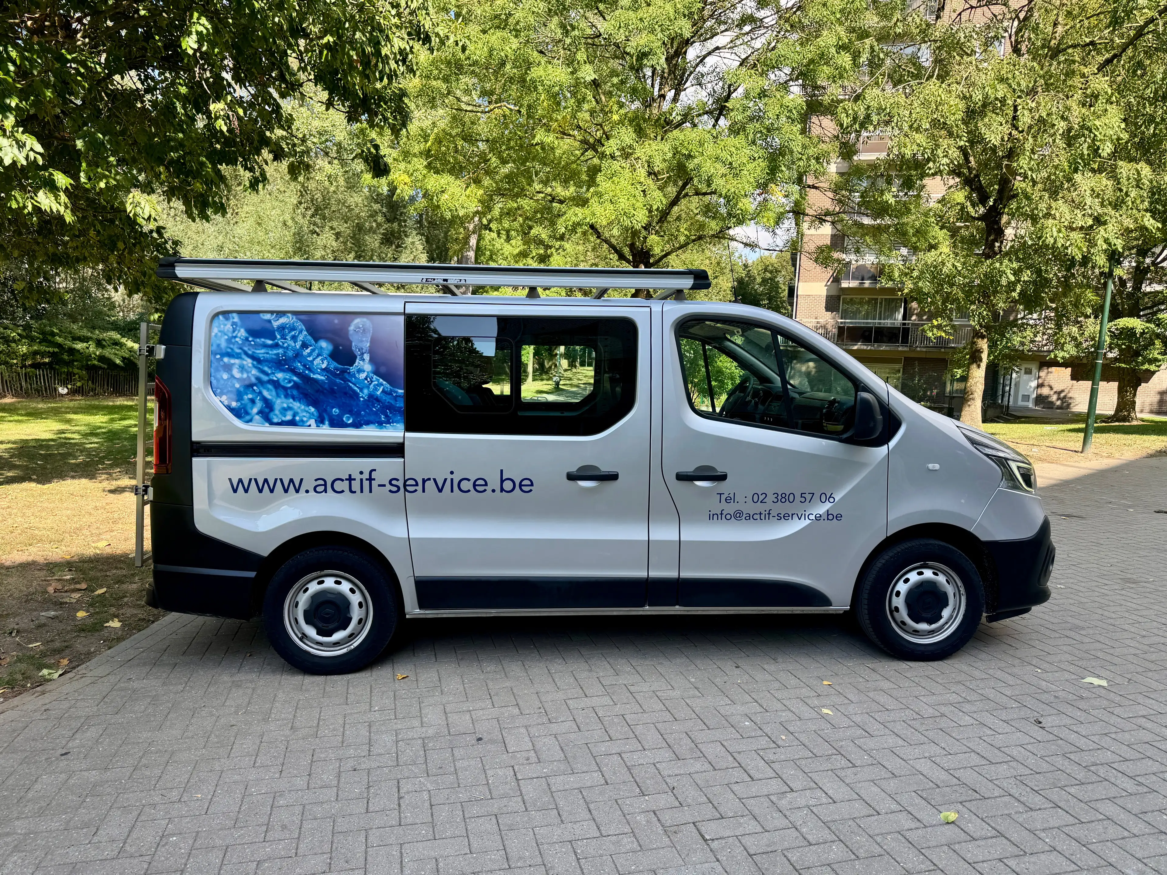 Renault Trafic 2.0 dCi ** Double Cabine ** — photo 6