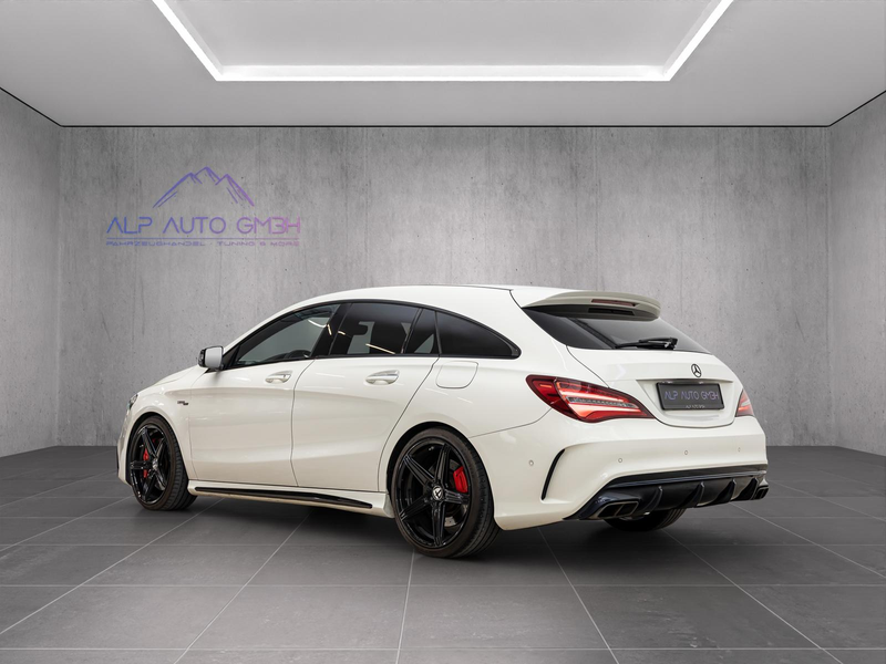 Mercedes-Benz CLA 45 AMG 4MATIC/NIGHT/LED/LEDER/NAVI/KEYLESS — photo 4