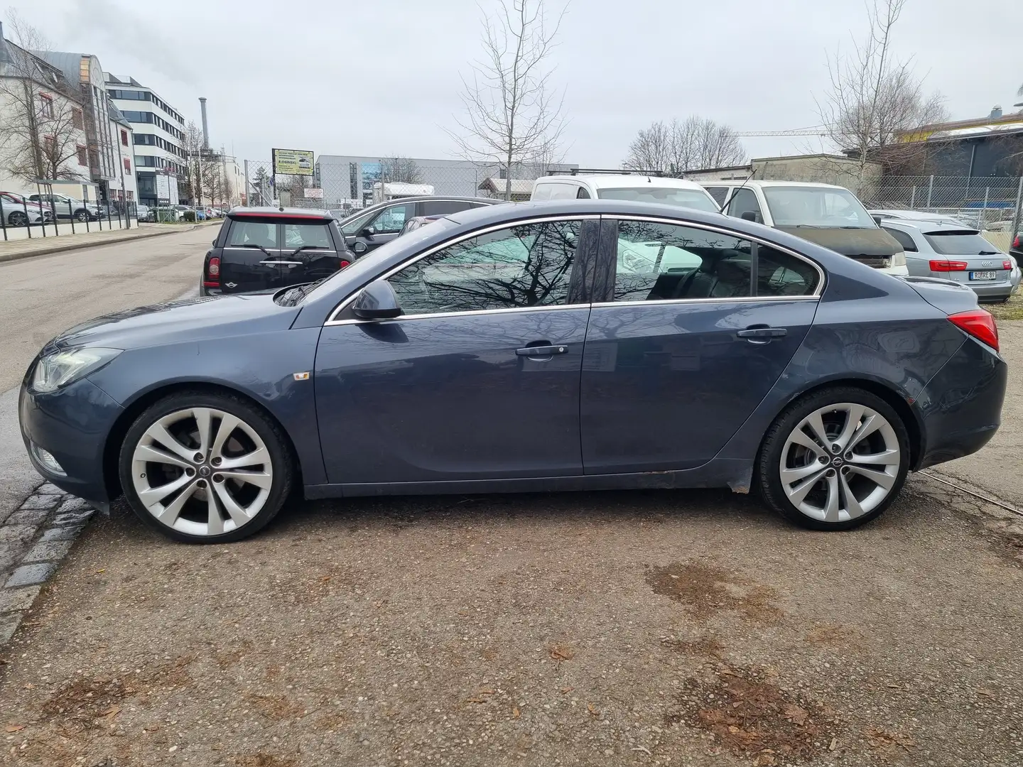 Opel Insignia Lim. Sport 2.0 CDTI +Euro 5+ Leder+Alu 20"+Xenon Grau - 2