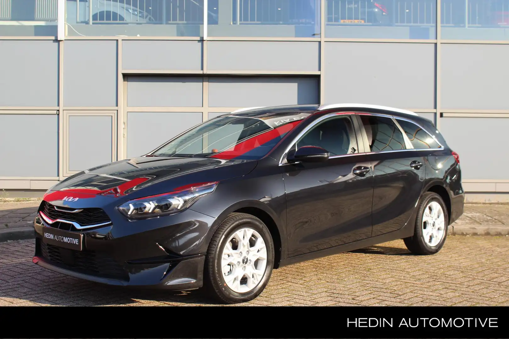 Kia Ceed SW / cee'd SW Sportswagon 1.5 T-GDi MHEV DynamicPlusLine | Autom Zwart - 1