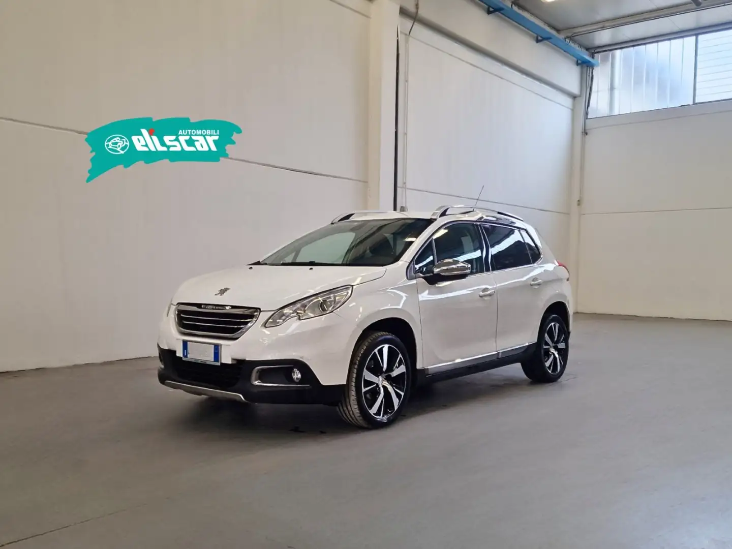 Peugeot 2008 BlueHDi 100 Weiß - 2