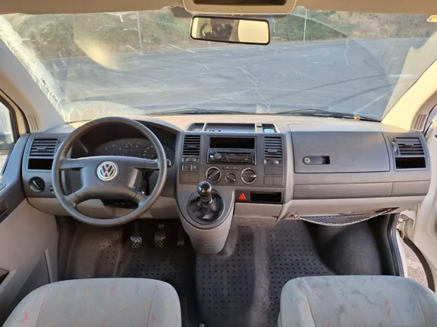 Volkswagen T5 Transporter 1.9TDi 102cv Blanco - 2