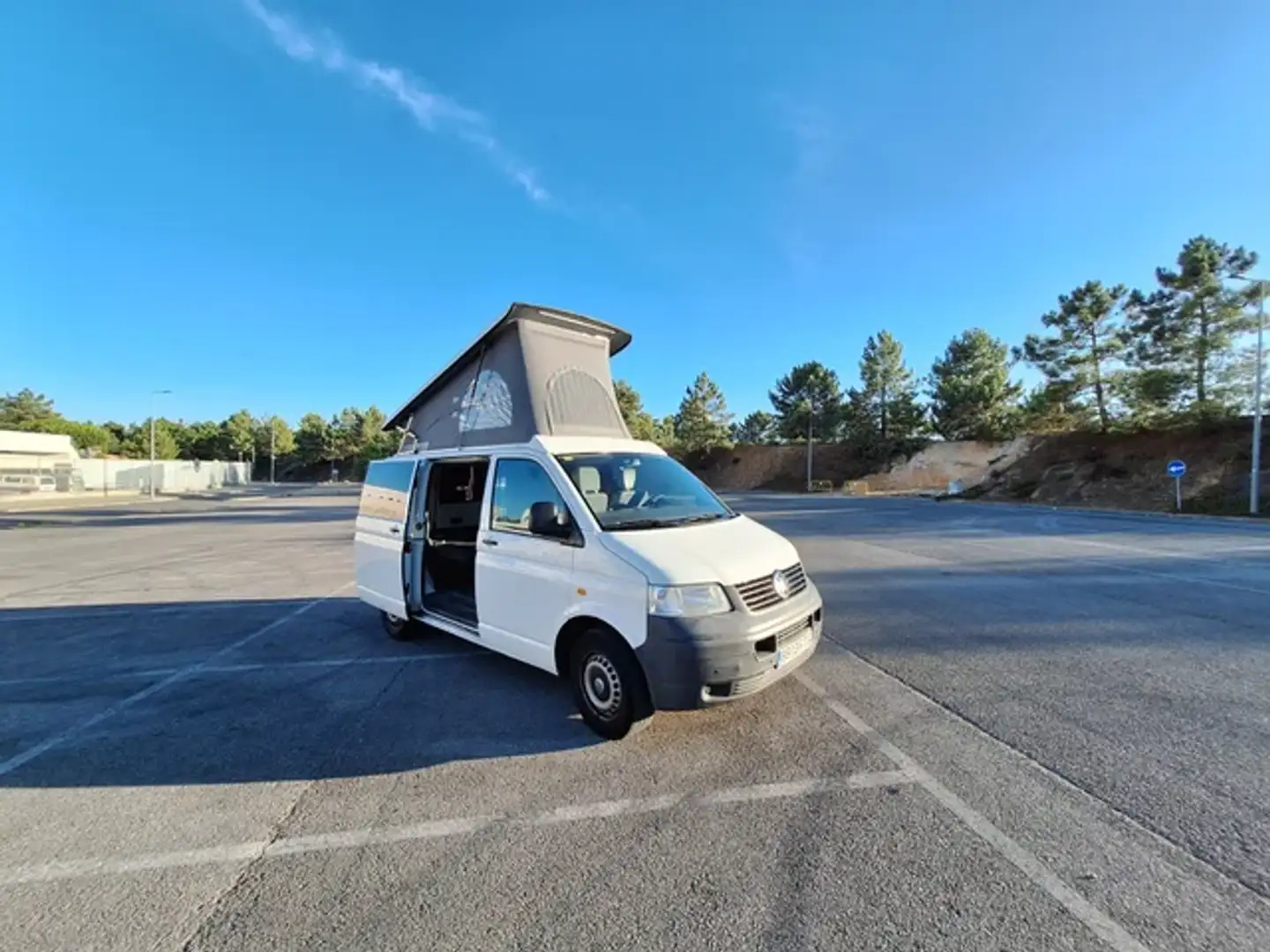 Volkswagen T5 Transporter 1.9TDi 102cv Blanco - 1