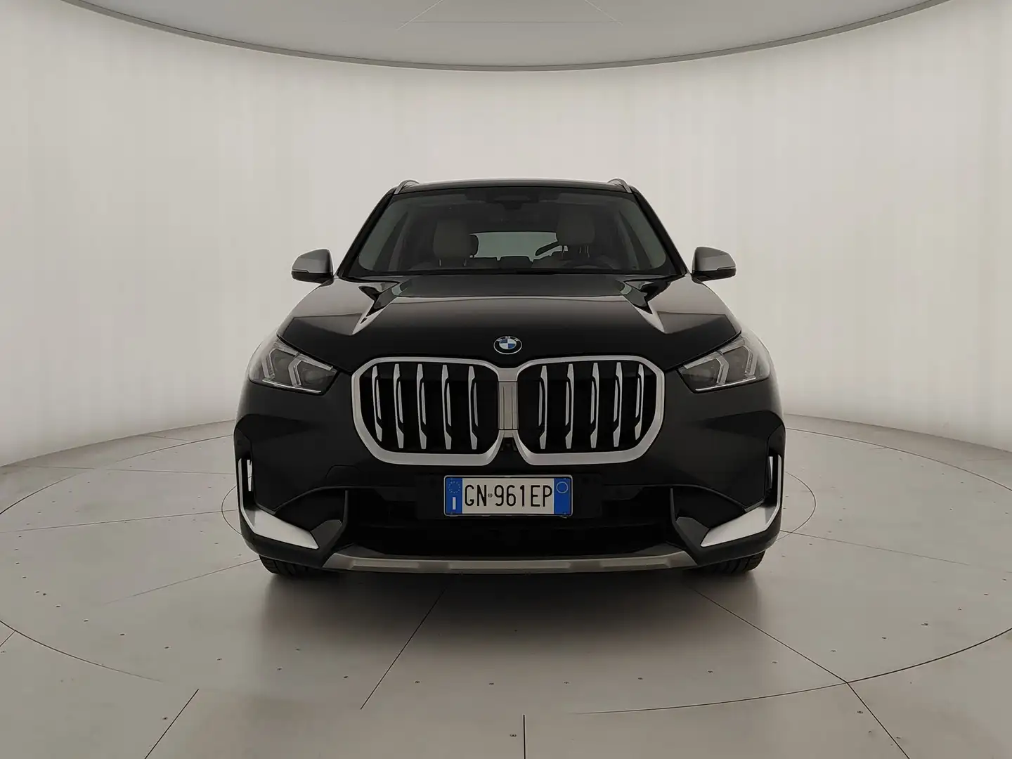 BMW X1 xdrive20d mhev 48V X-Line auto Schwarz - 2