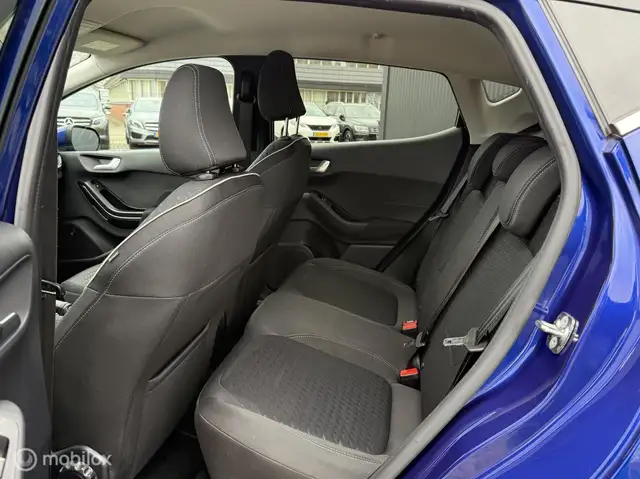 Ford Fiesta view 24