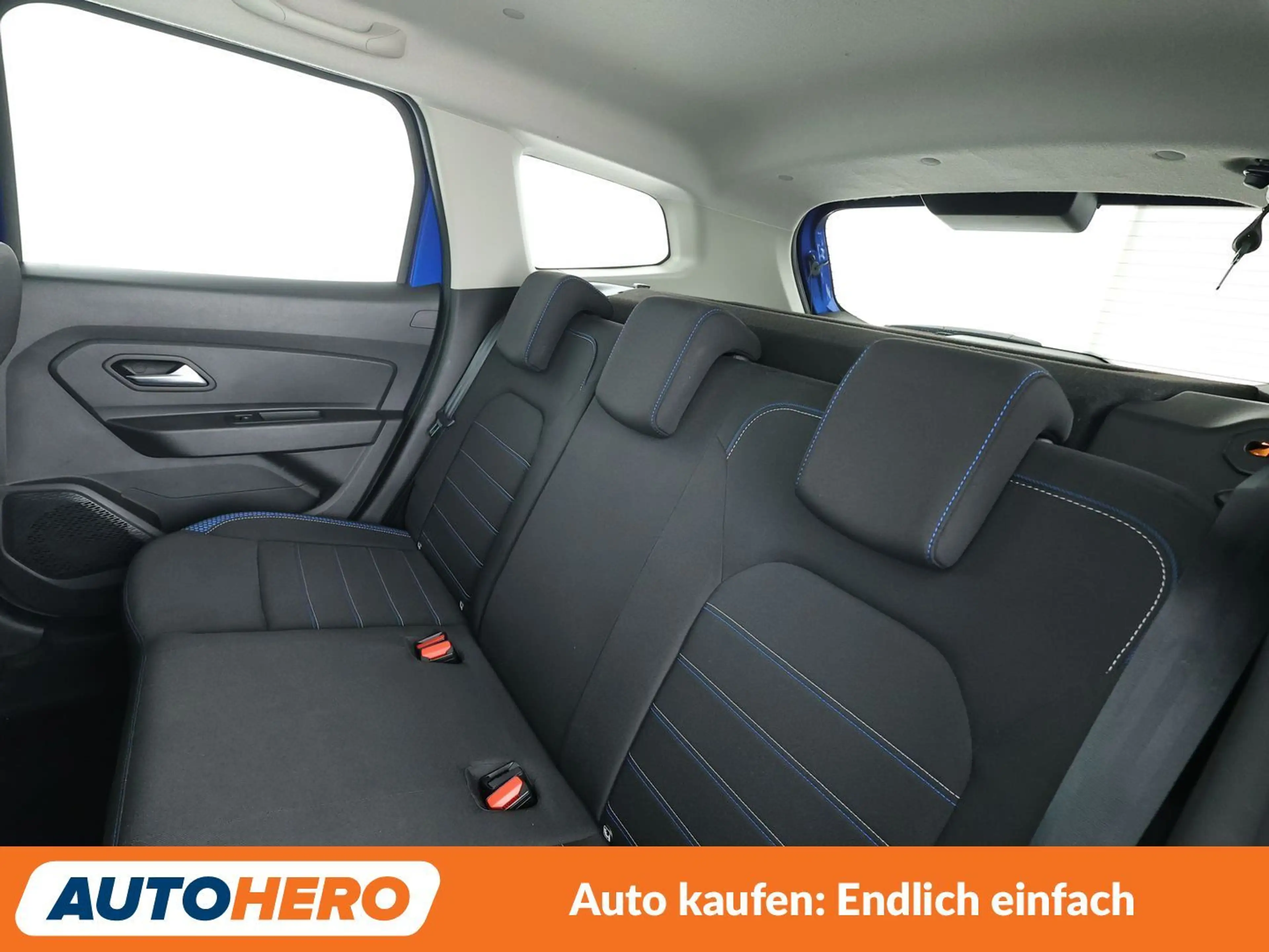 Dacia Duster 1.3 TCe Celebration *NAVI*PDC*SHZ*ALU*KLIMA* — photo 14