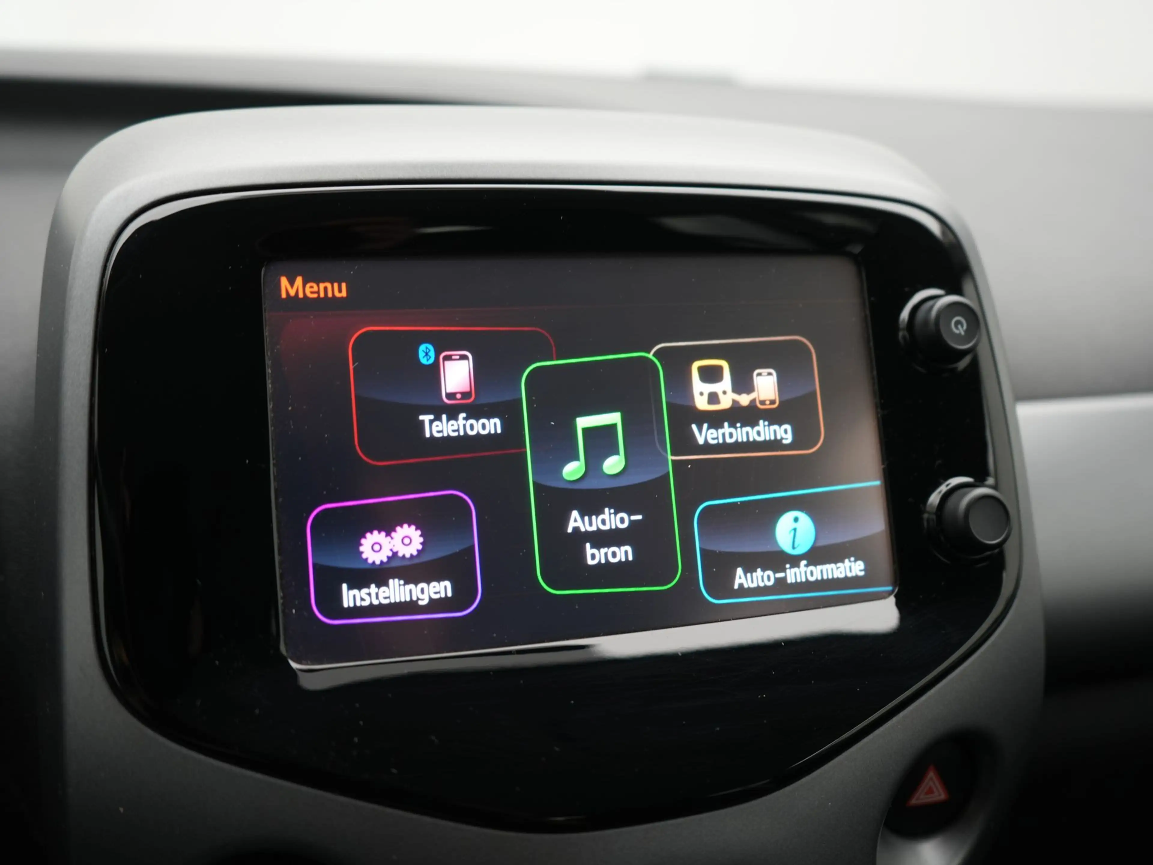 Toyota Aygo 1.0 VVT-i x-play — photo 36