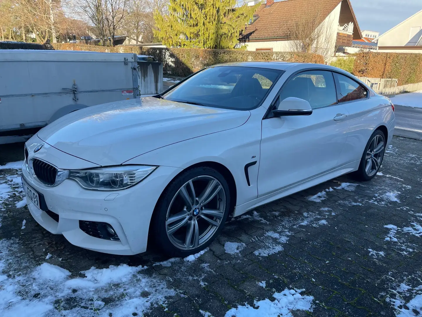 BMW 420 420i Coupe Sport-Aut. M Sport White - 1