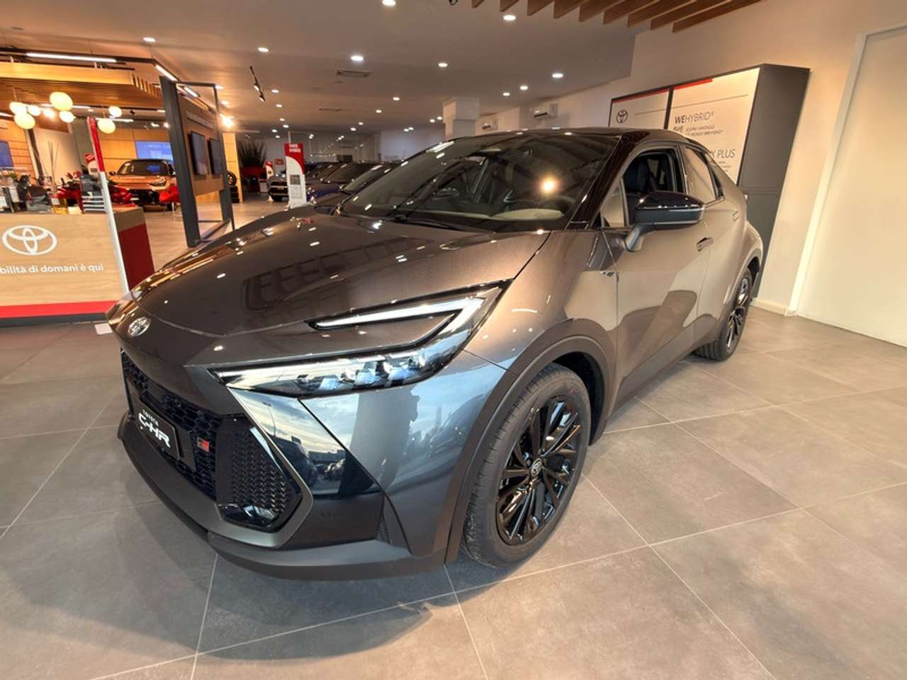 Toyota C-HR 2.0 Plug-in Hybrid 220 GR Sport