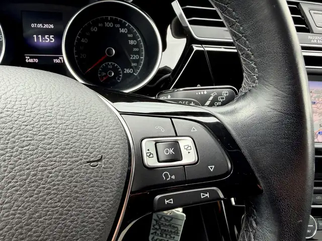 Volkswagen Touran view 14