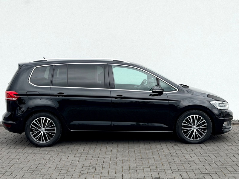 Volkswagen Touran Highline 1.8 TSI DSG /NAVI/LED/ACC/CAM/ — photo 4