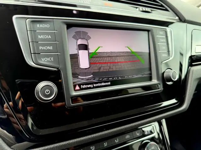 Volkswagen Touran view 15