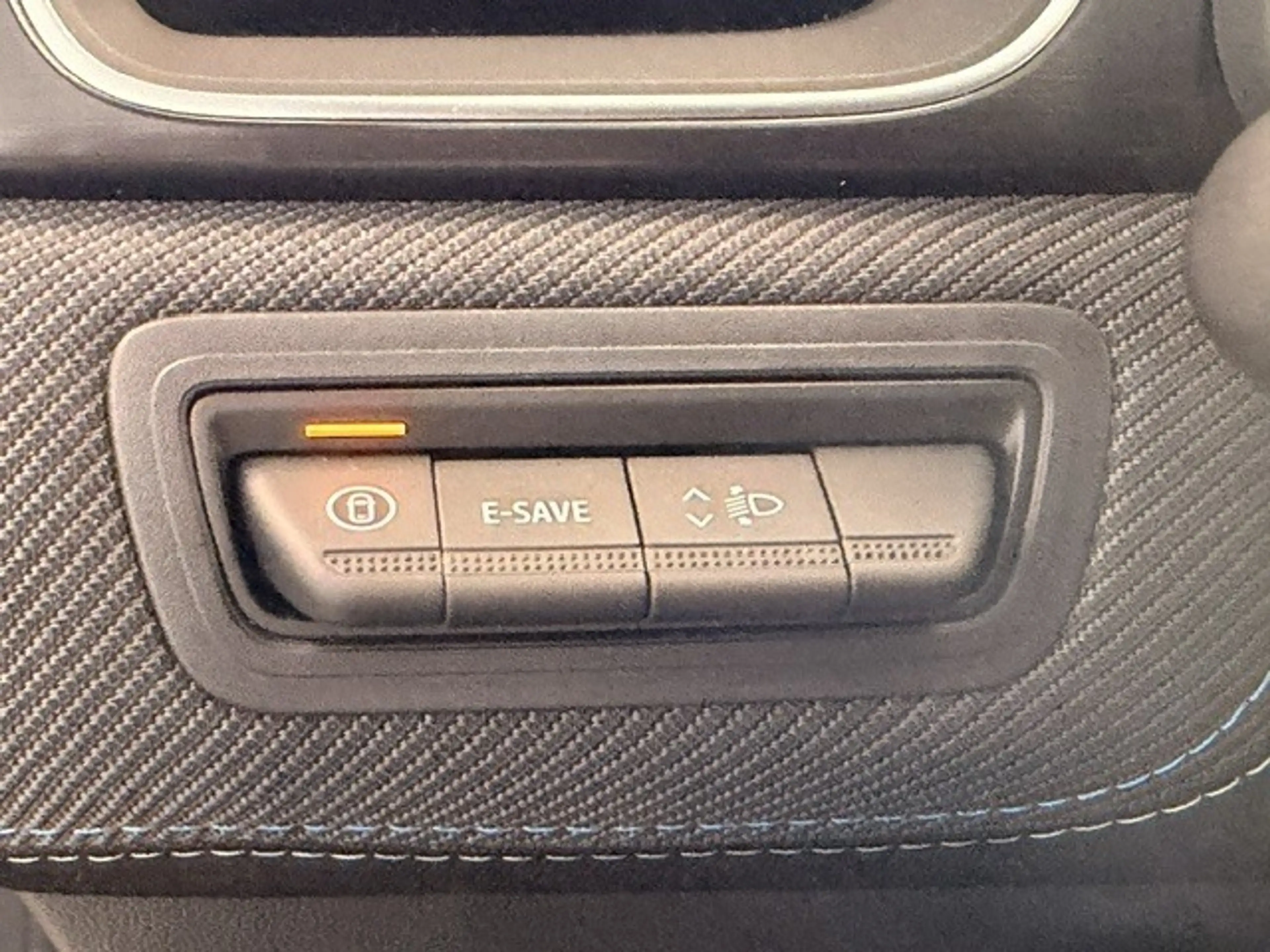 Renault Symbioz Esprit Alpine Full Hybrid E-Tech — photo 17