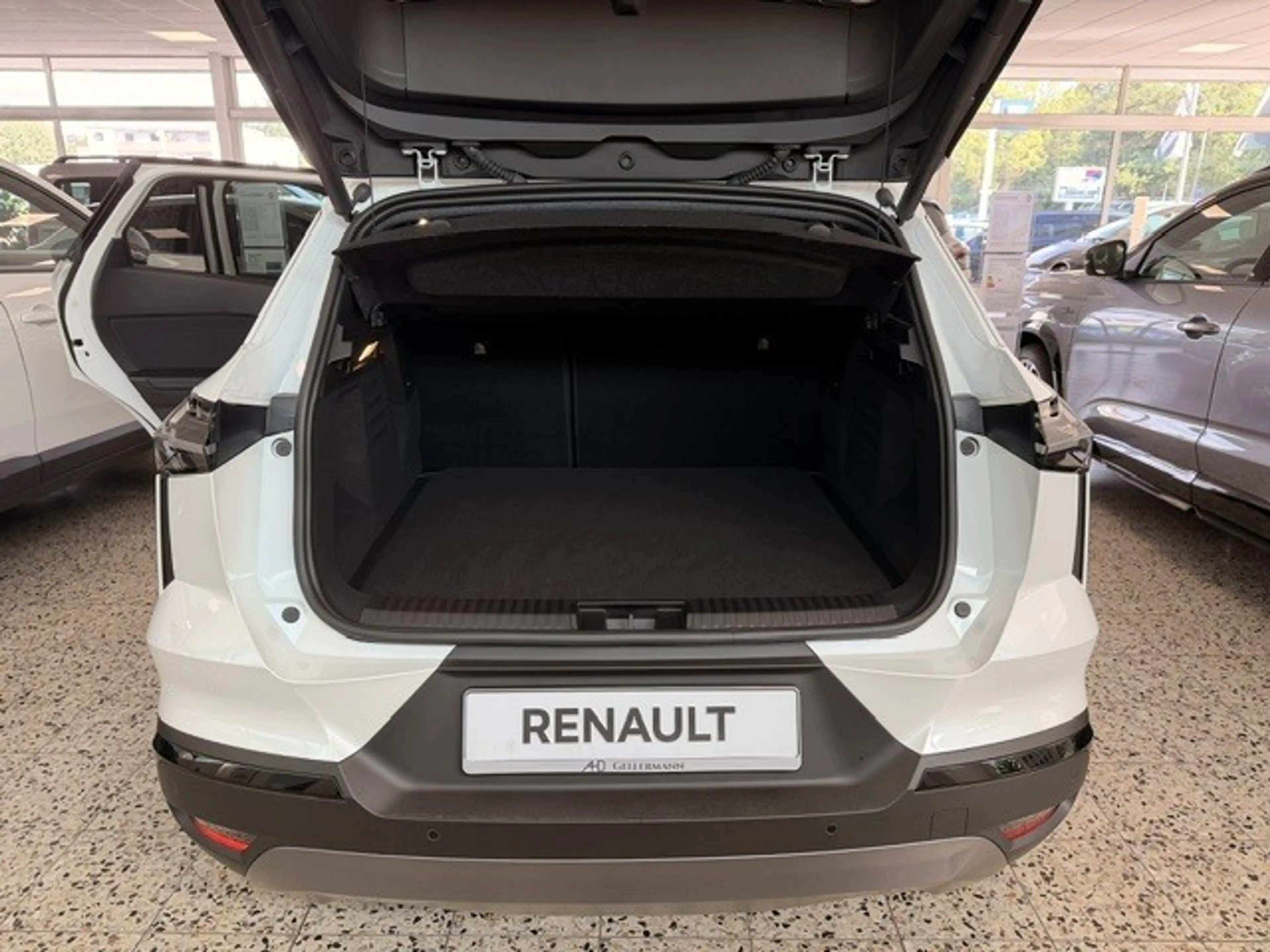 Renault Symbioz Esprit Alpine Full Hybrid E-Tech — photo 5