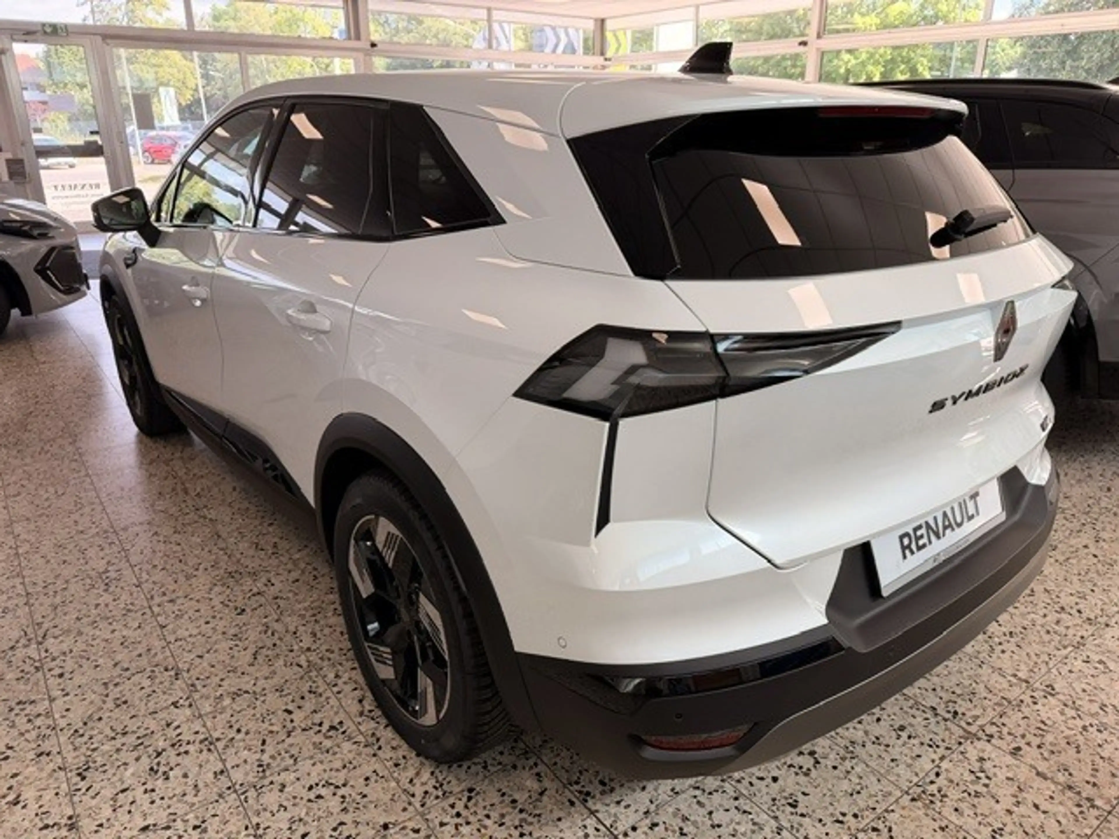 Renault Symbioz Esprit Alpine Full Hybrid E-Tech — photo 2