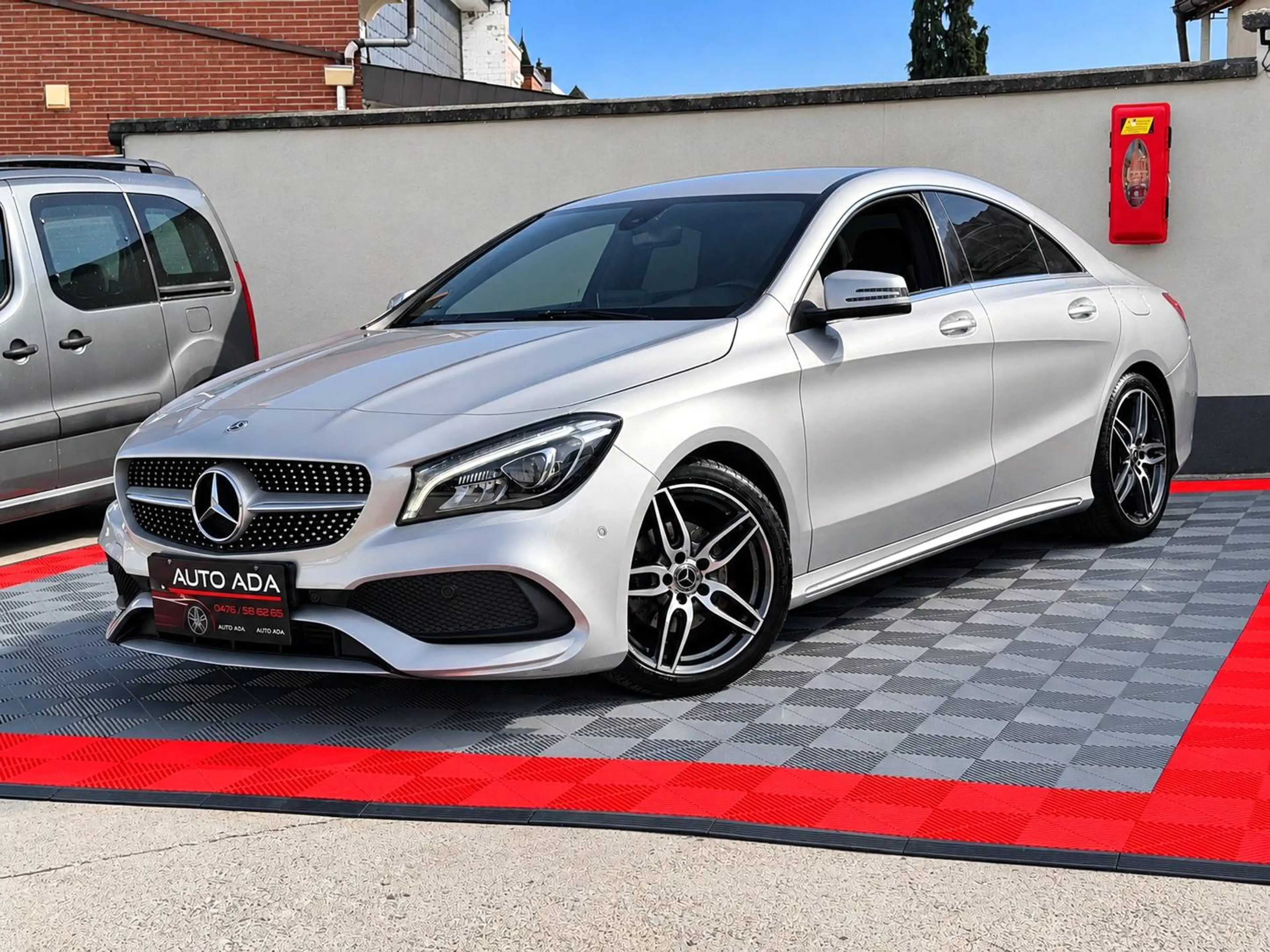 Mercedes-Benz CLA 180 CLA 180 d PACK AMG--AIRCO--GPS--CUIR--GARANTIE 12 MOIS-- — photo 2