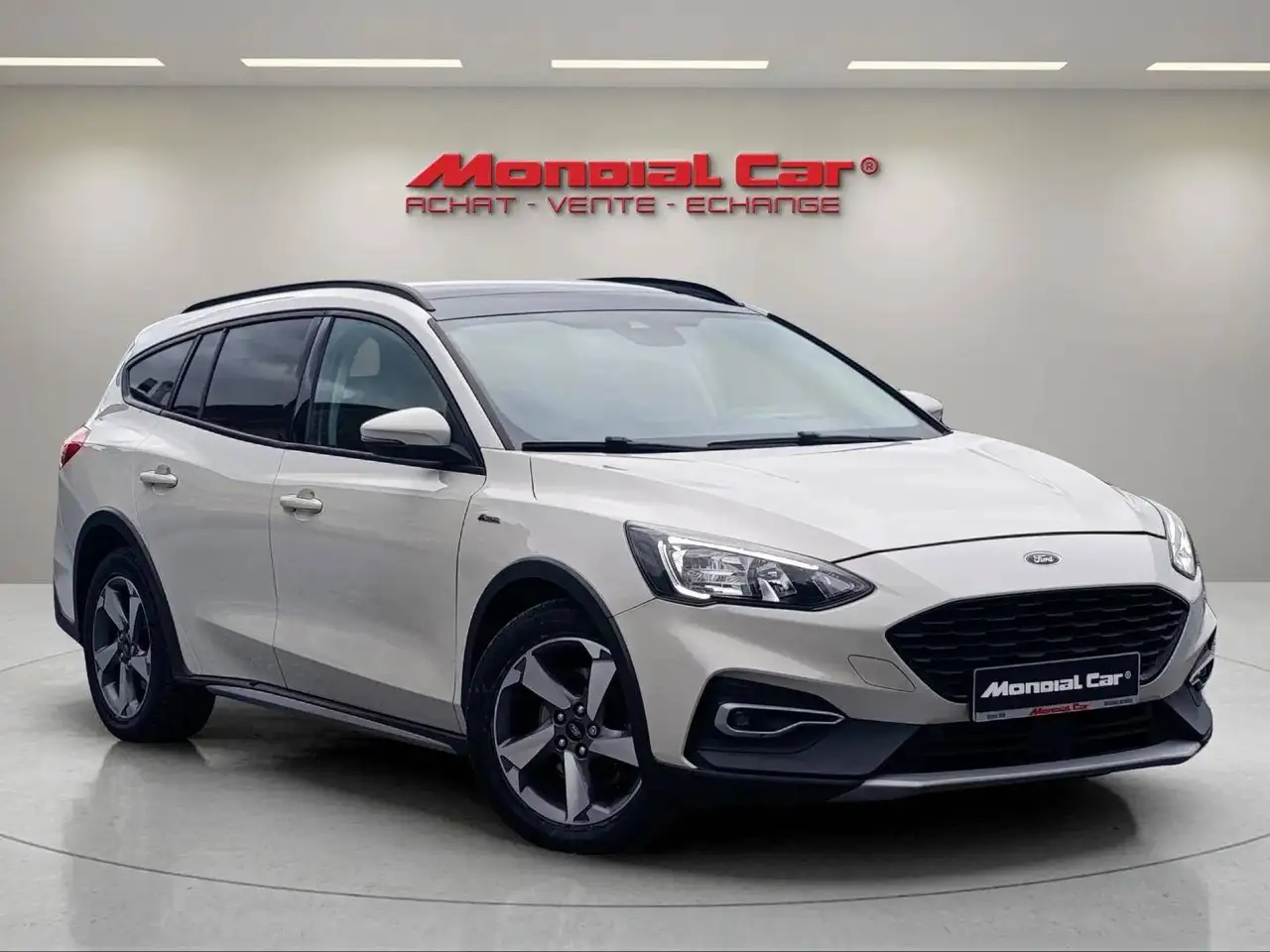 Ford Focus Active 1.0 EcoBoost * Garantie * Toit ouvrant * Carplay * GPS *, миниатюра 4