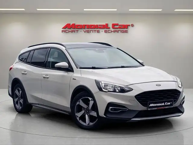 Ford Focus view 4