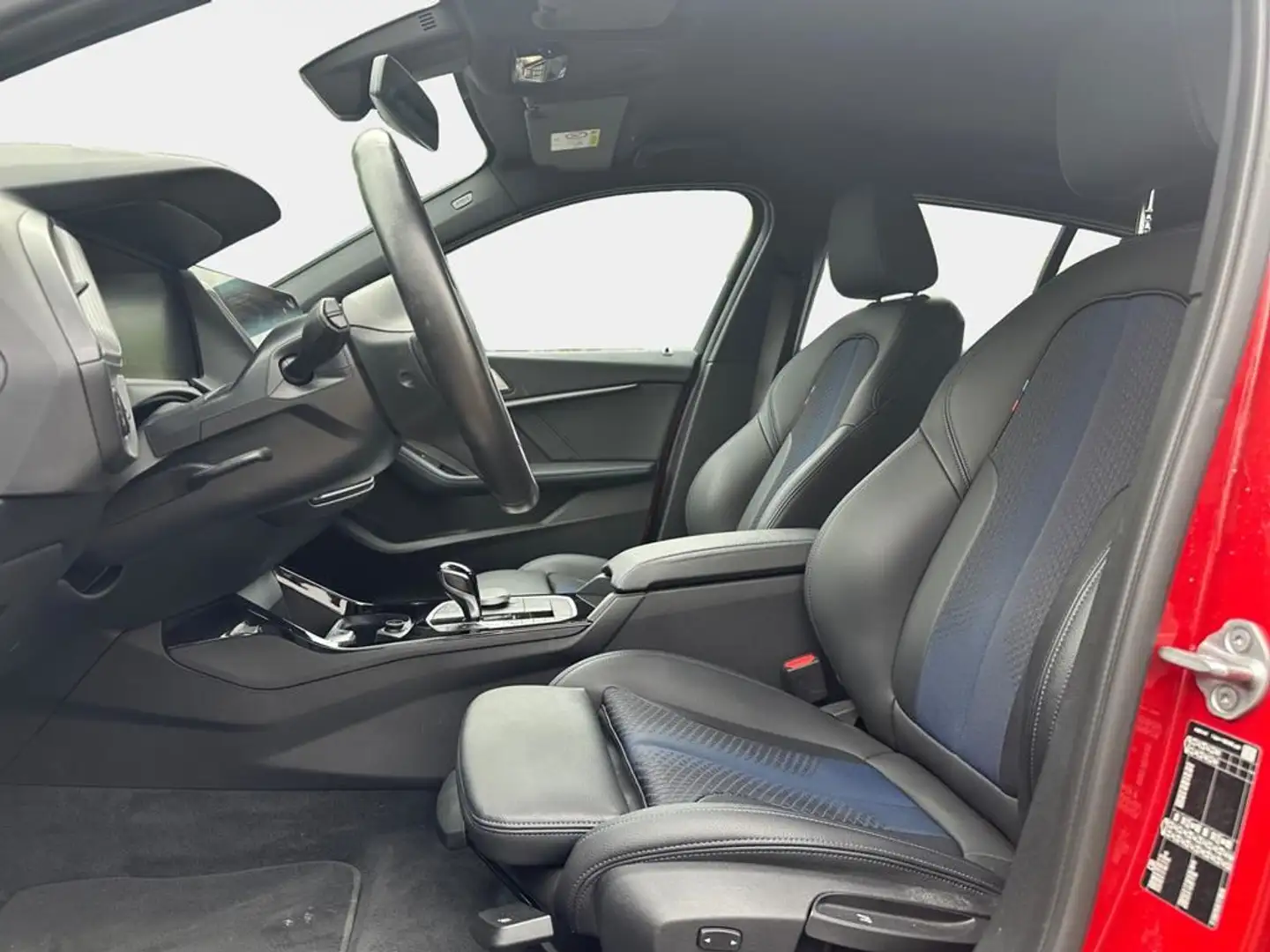 BMW 118 M Sport Rot - 2