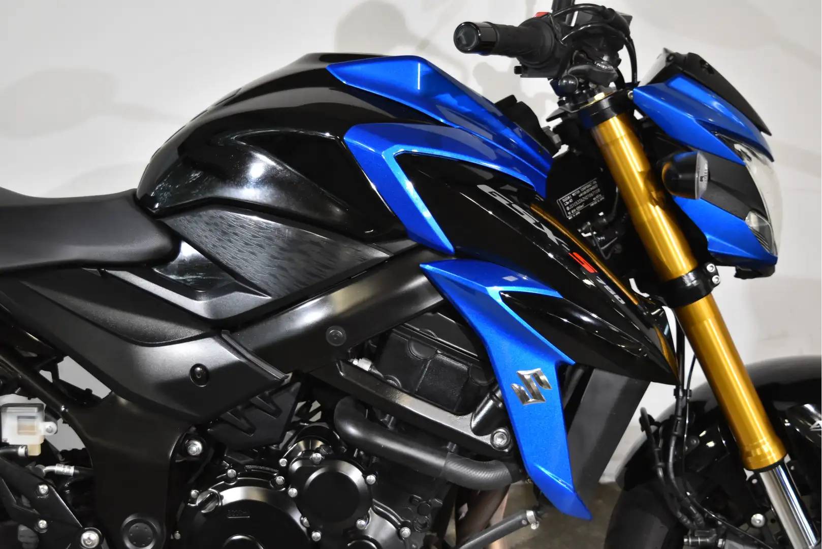 Suzuki GSX-S 750 A - 2