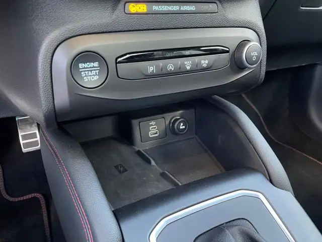 Ford Focus view 15