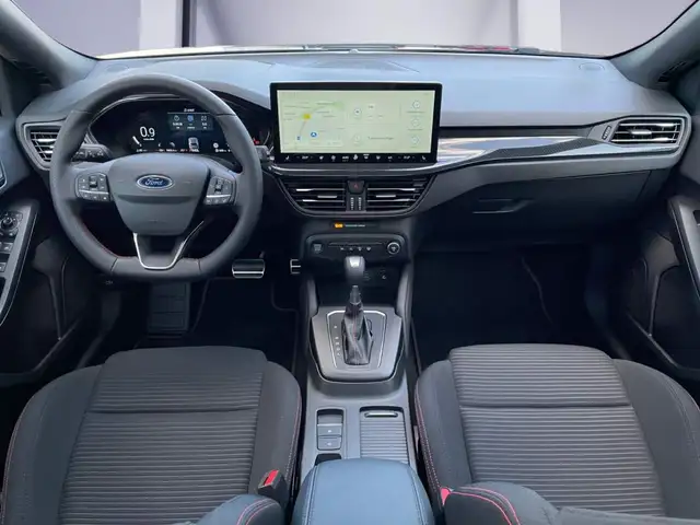 Ford Focus view 10