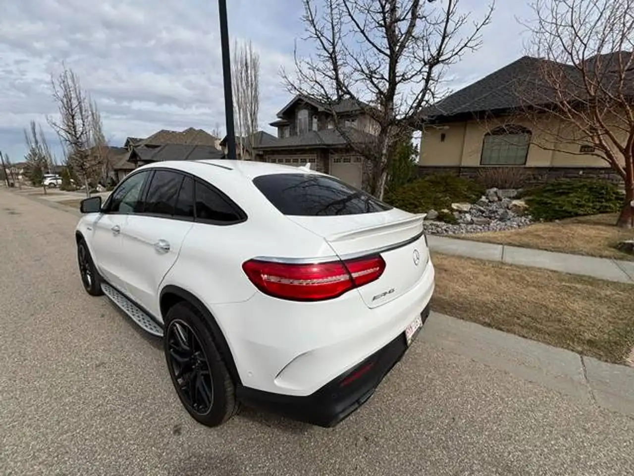 Mercedes-Benz GLE снимка Mercedes-Benz GLE