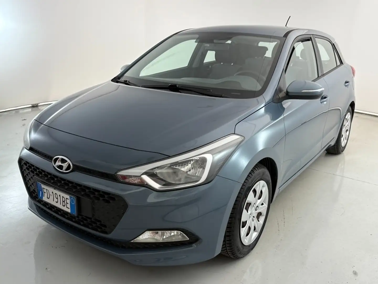 Hyundai i20 5 Porte 1.2 Econext Classic Grigio - 1