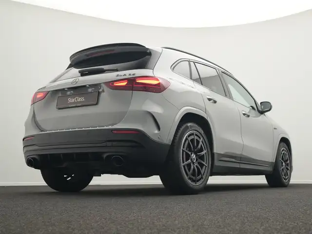 Mercedes-Benz Gla Class view 11