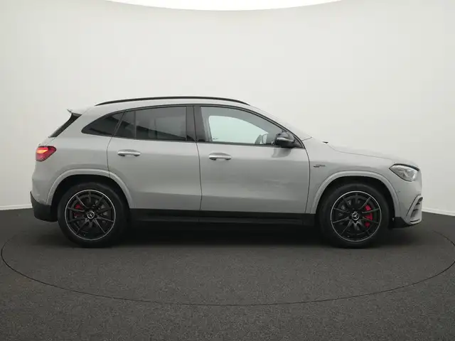 Mercedes-Benz Gla Class view 5