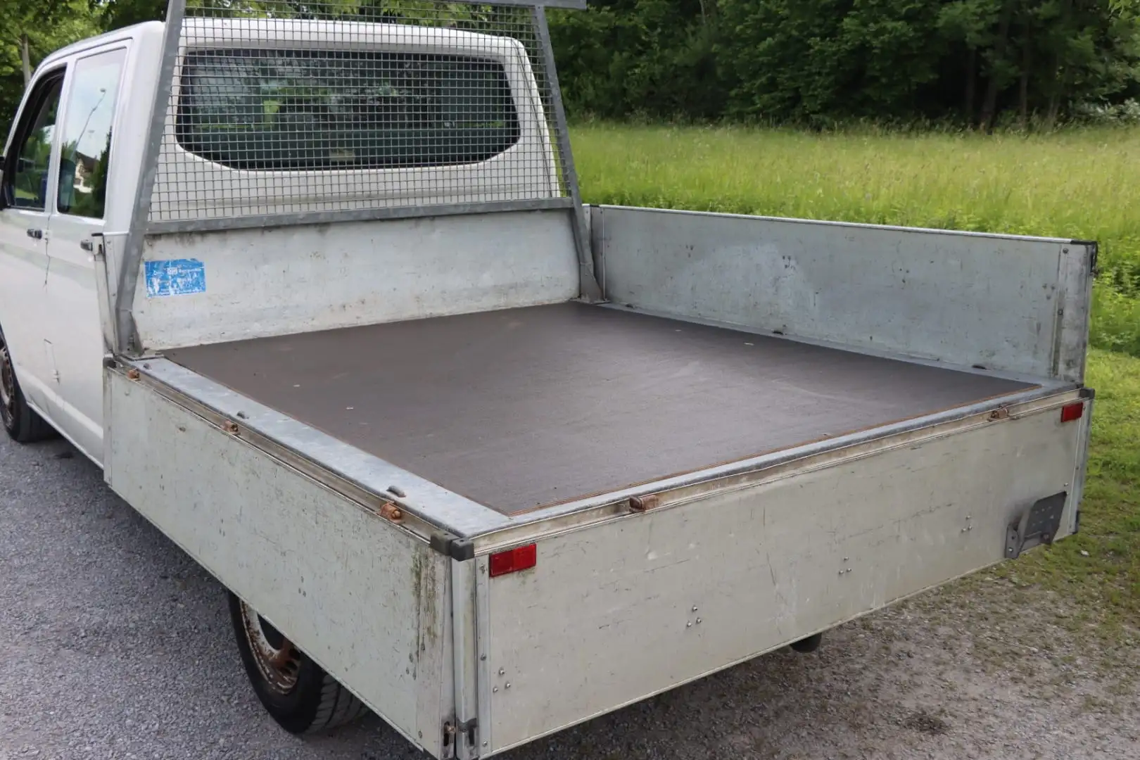 Volkswagen T5 Transporter Doka-Pritsche LR 1,9 TDI Weiß - 2