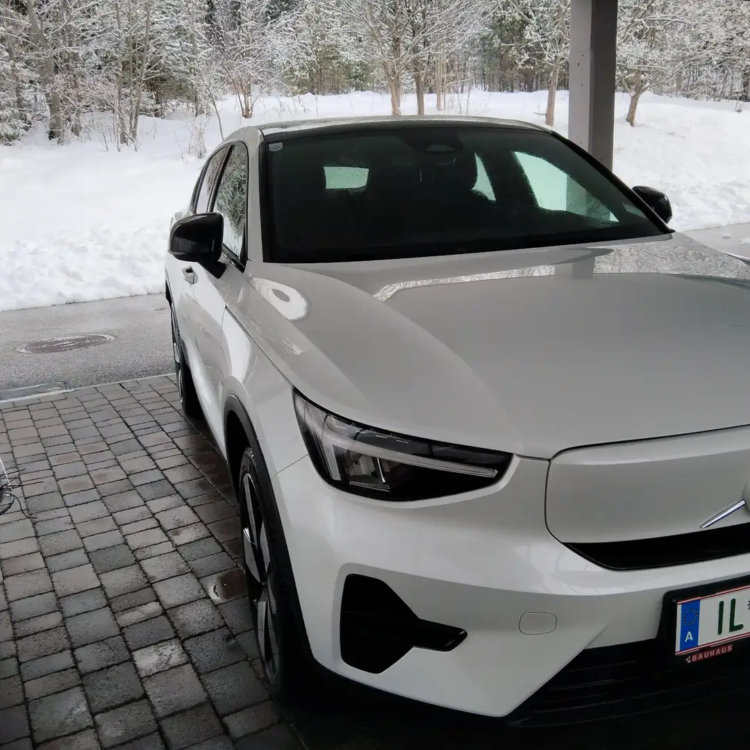 Volvo C40 Recharge Twin 78kWh Plus - 2