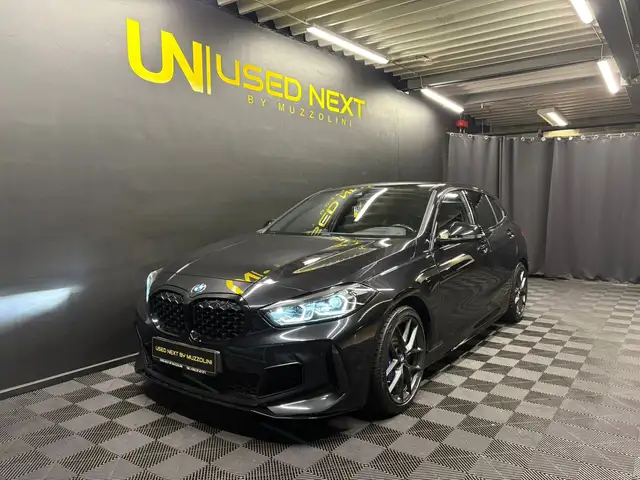 BMW 135 i XDrive 306ch Shadow line