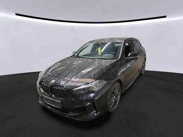 BMW 135 i XDrive 306ch Shadow line