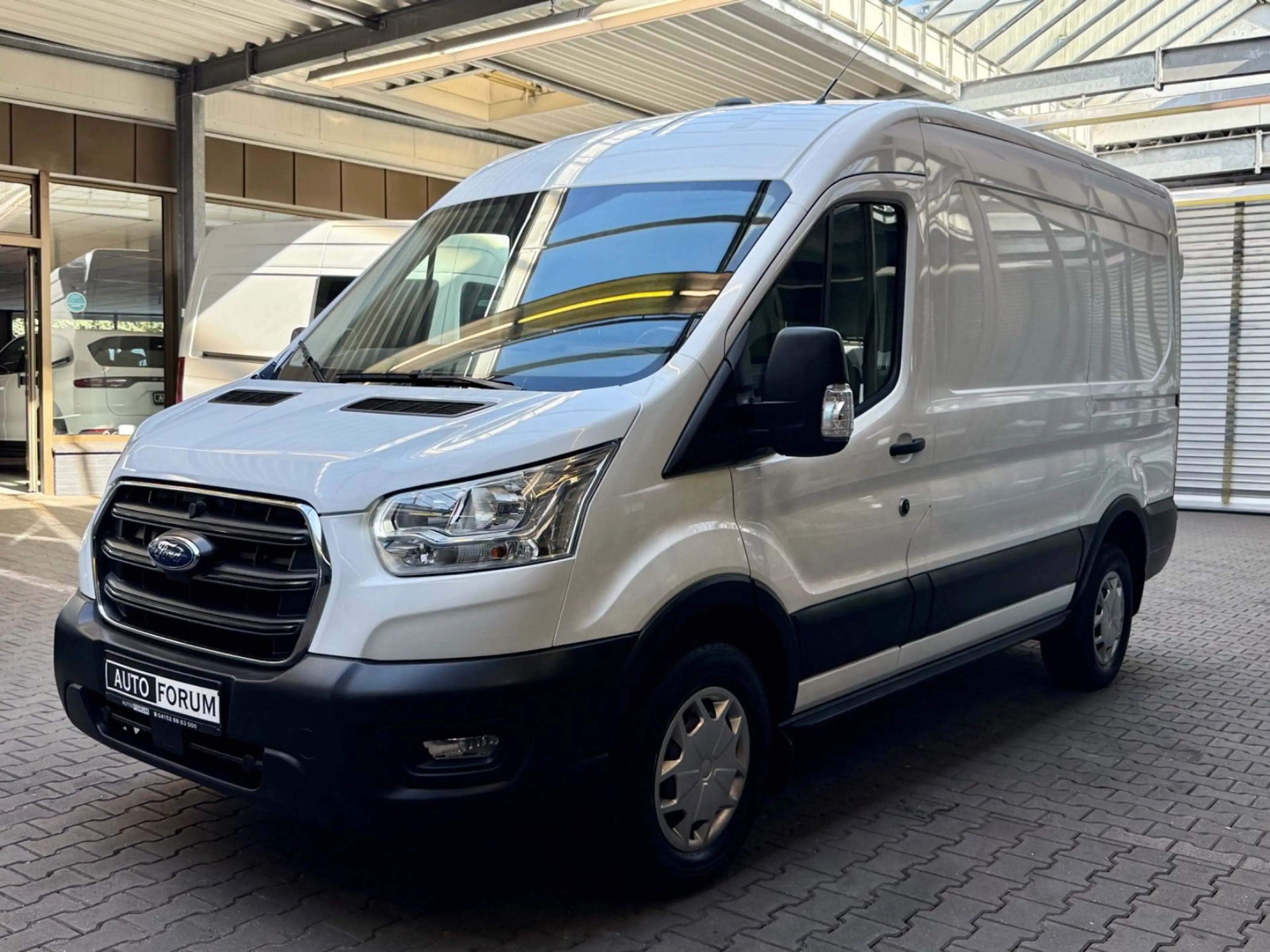 Ford Transit 2.0 D L2H2 4X4 3,5t AHK CAM KLIMA NAVI — photo 5