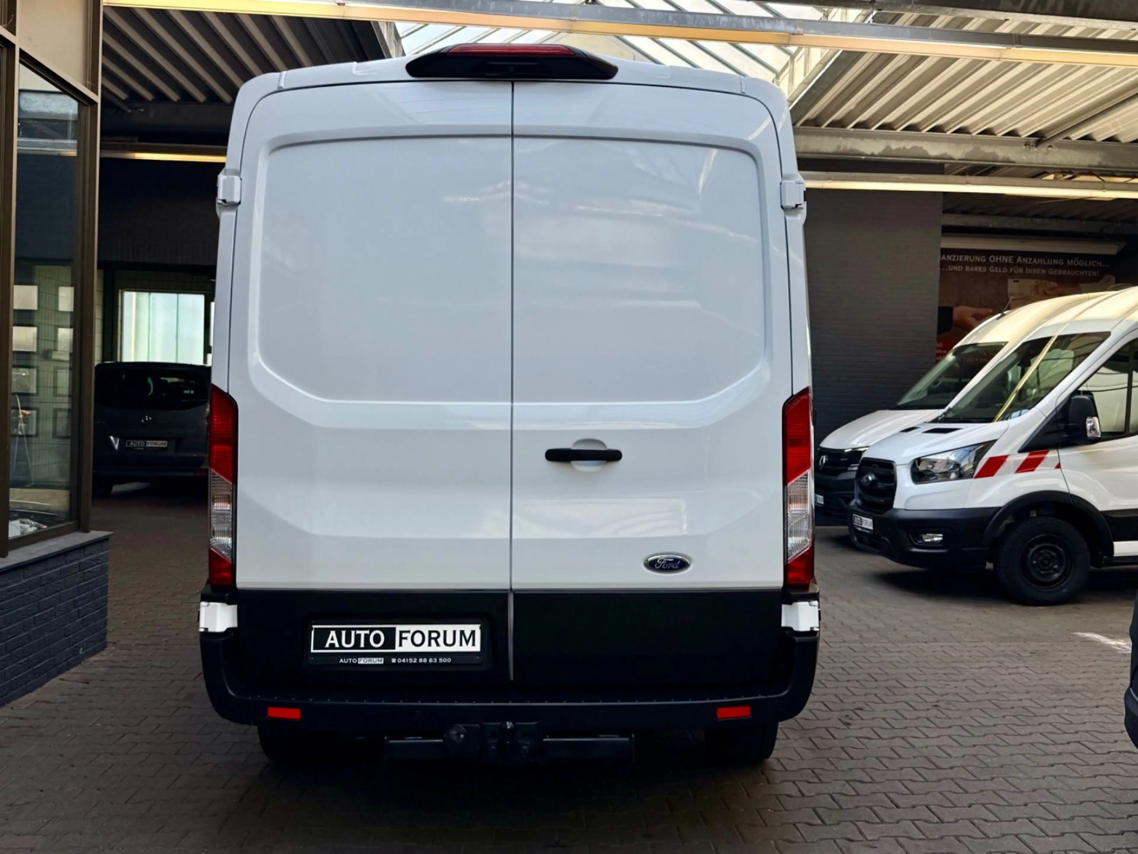 Ford Transit 2.0 D L2H2 4X4 3,5t AHK CAM KLIMA NAVI — photo 9