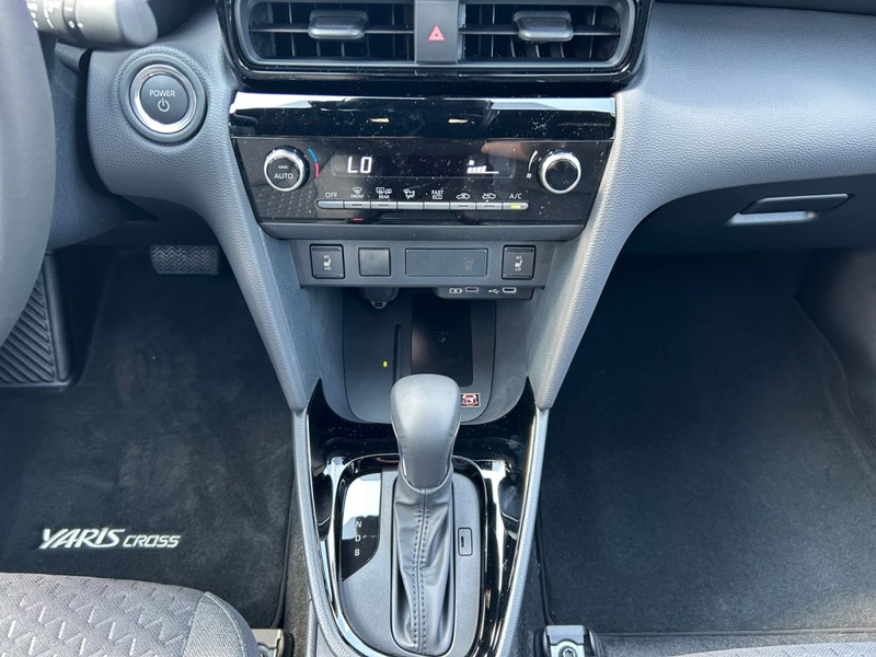 Toyota Yaris Cross Hybrid 130 1.5 VVT-i Teamplayer (XPB1) — photo 11