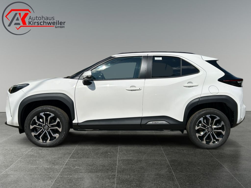 Toyota Yaris Cross Hybrid 130 1.5 VVT-i Teamplayer (XPB1) — photo 2