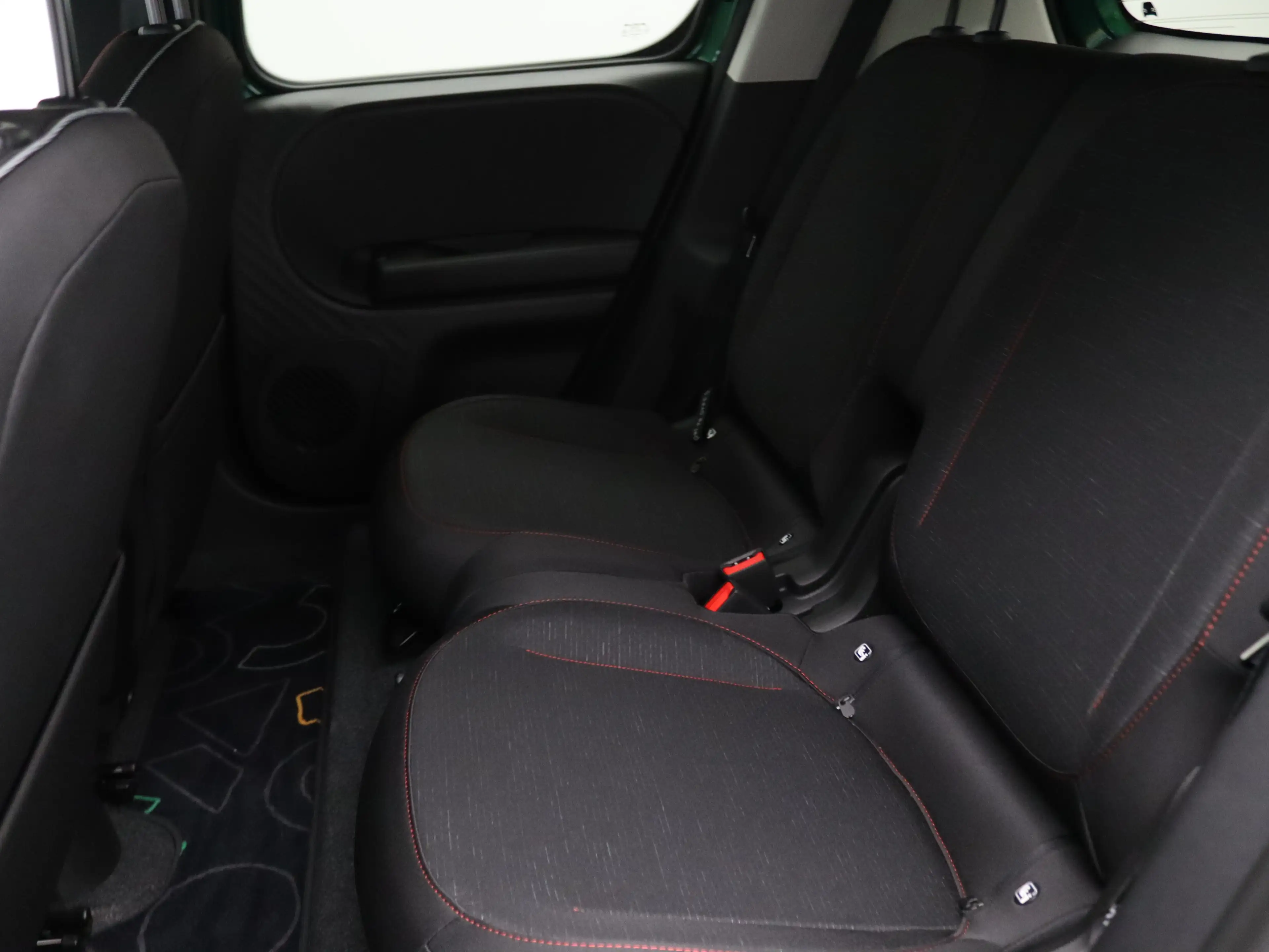 Renault Twingo Techno | Achteruitrijcamera | LED-achterlichten | — photo 24