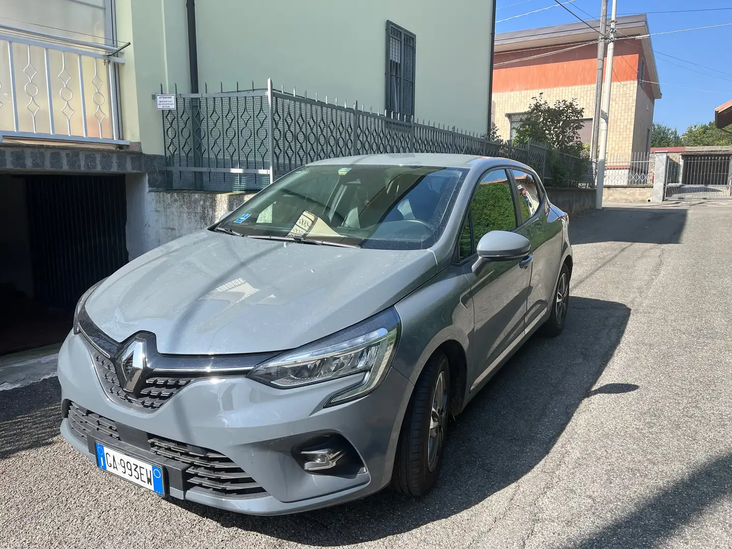 Renault Clio 1.0 tce Zen Gpl 100cv Grigio - 1