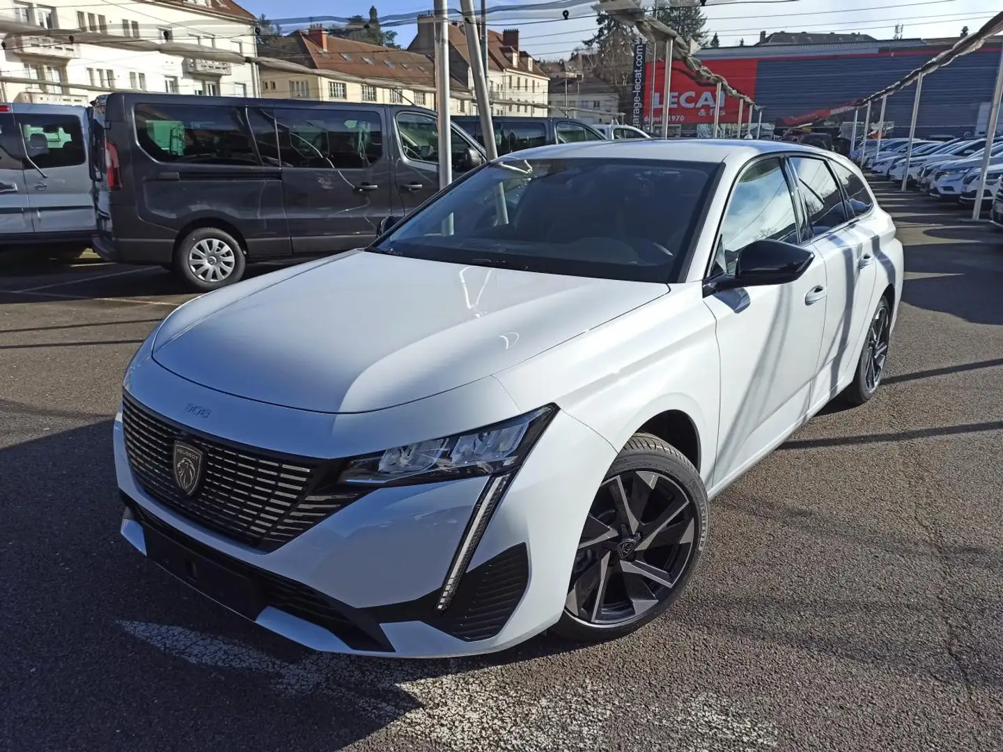 Peugeot 308 III 1.5 BlueHDi S\u0026S 130 EAT8 Allure SIEGES AG Blanc - 1